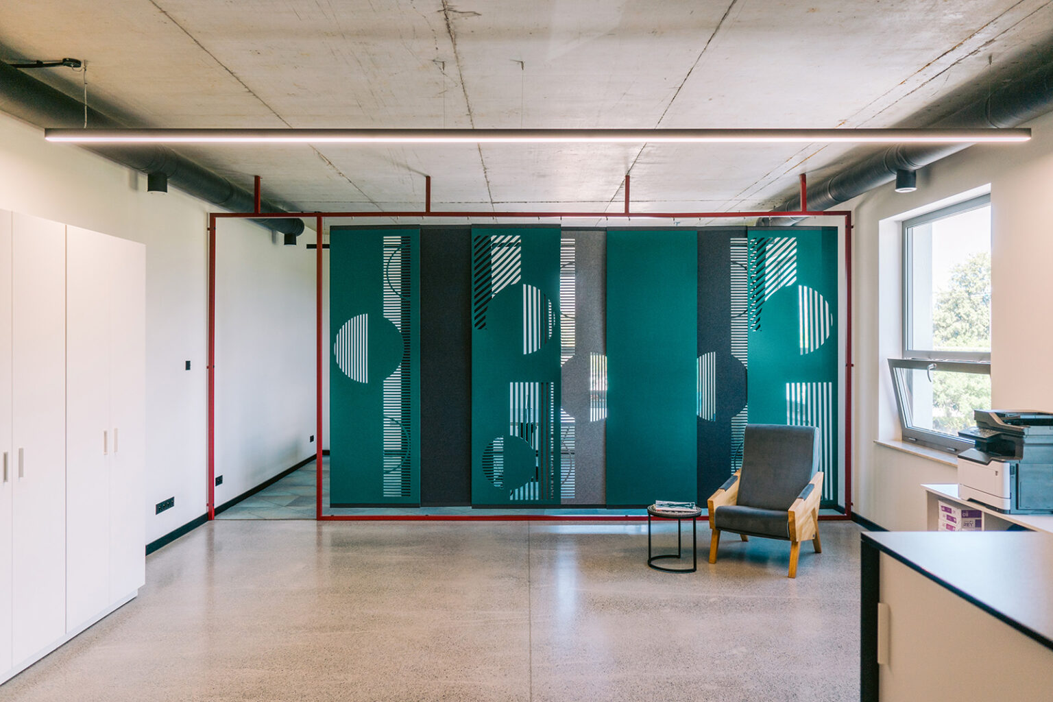 Hanging Dividers - Acustio acoustic felt