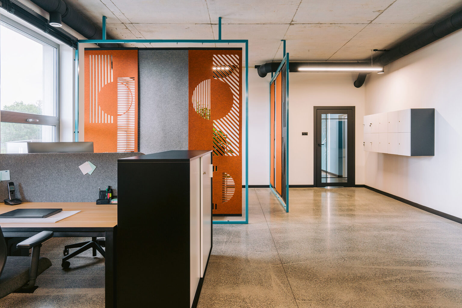 Hanging Dividers - Acustio acoustic felt